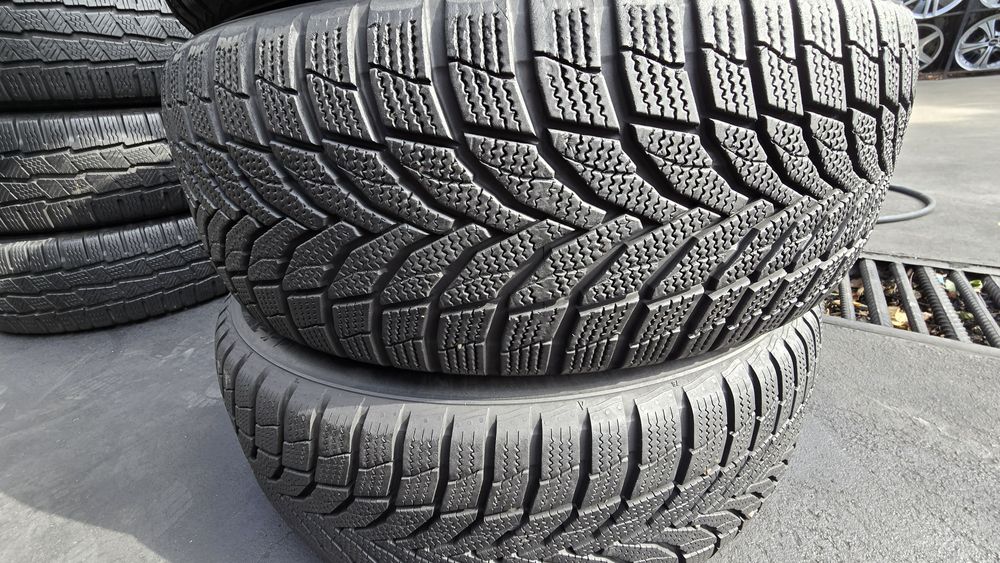 4 anvelope iarnă Nexen 235/60/17