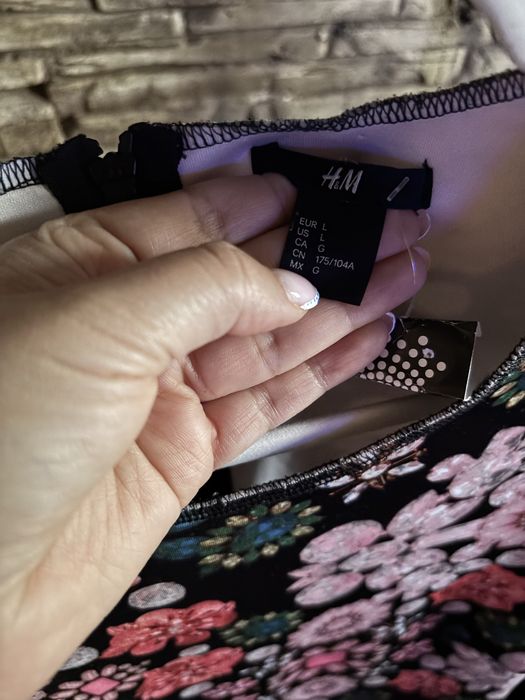 Страхотна рокля H&M