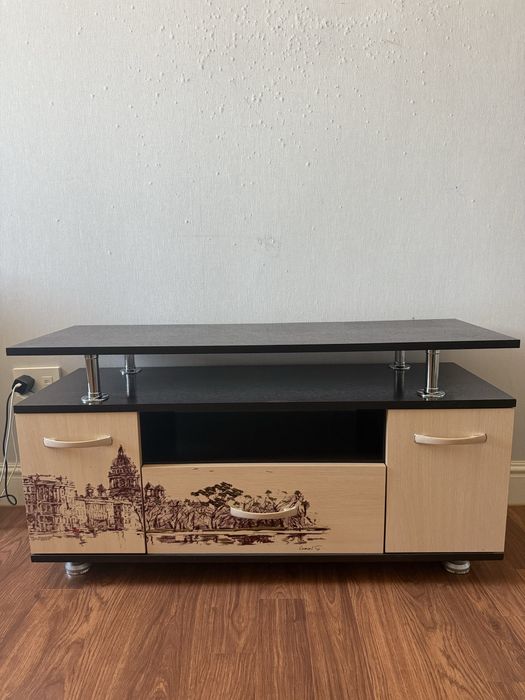 Тумба под телевизор