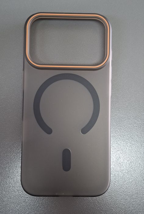 Силиконов гръб/кейс Mag safe за iPhone 17 Pro защита на камера