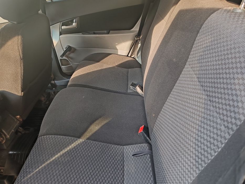 Lada priora unversal kuzov 2010yil