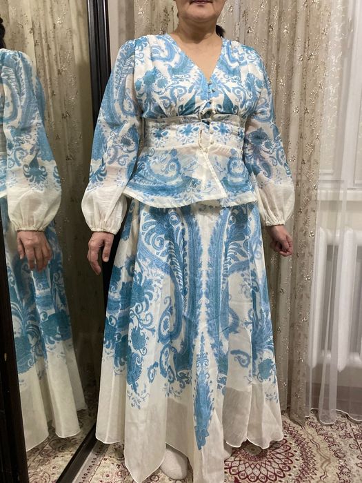 Продам платья б/у