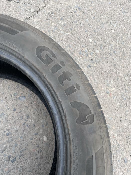 235/55/19 Giti balon