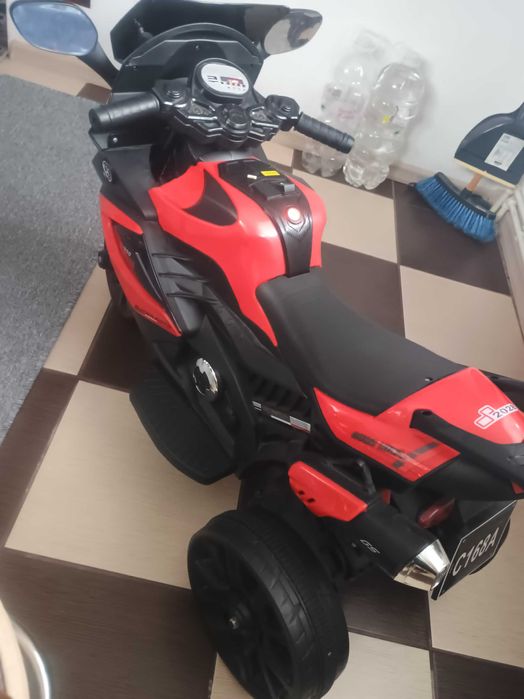 Motor electric pt copii cu vârsta pina la.5 ani