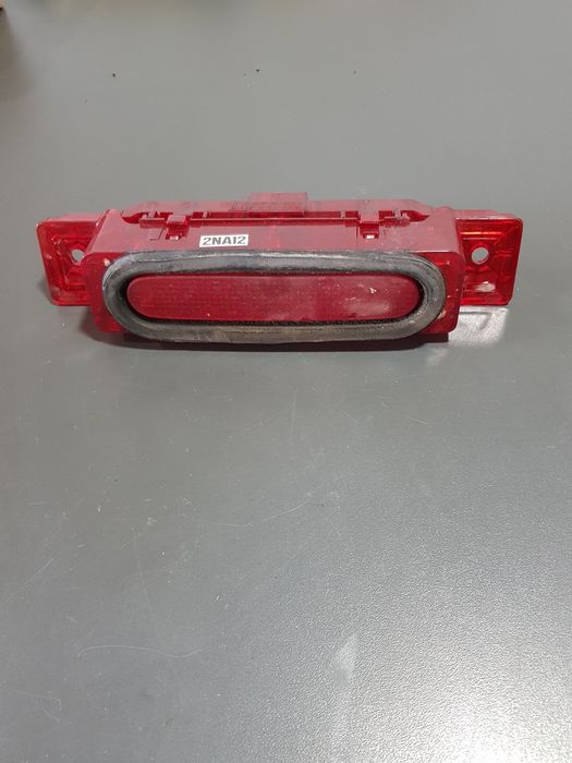 Трета стоп лампа за Mazda 626 (2001) 286-61825