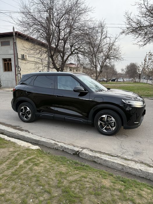 BYD Yuan Up srochno sotiladi ofitcial garantiyalik