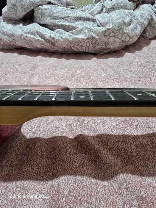 Chitara electrica Fender Standard Stratocaster SSS - Candy Cola