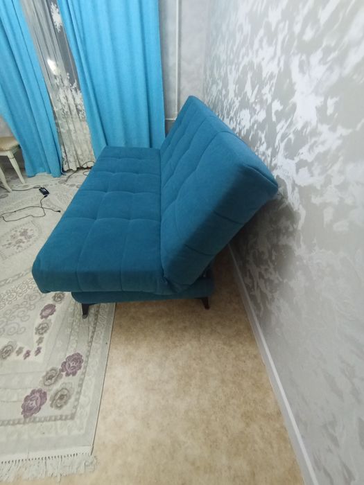 Шұғыл жайлы диван сатамын!