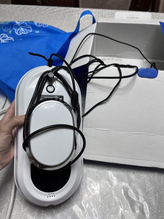 Робот мойщик окон