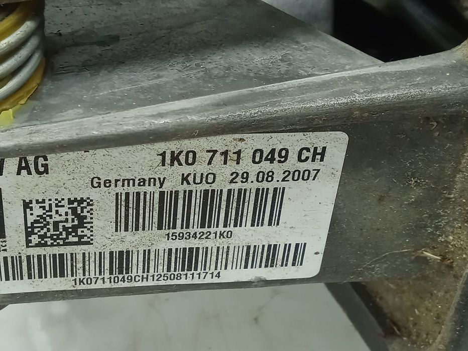 Timonerie manuala 5 trepte 1k0711049CH Skoda Yeti 1 (facelift) (2013 - 2018)