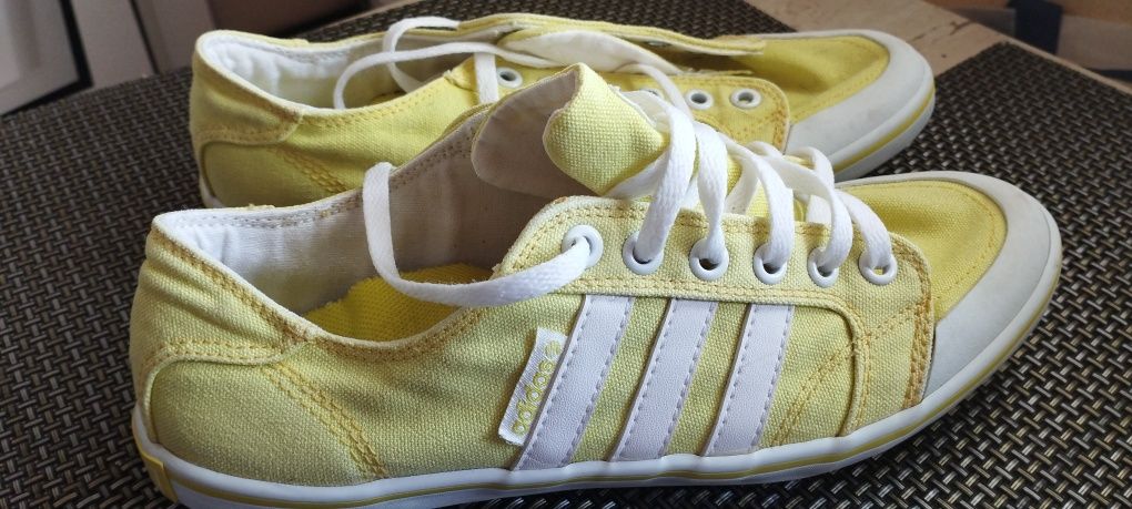 Adida i adidas dama Galati OLX.ro