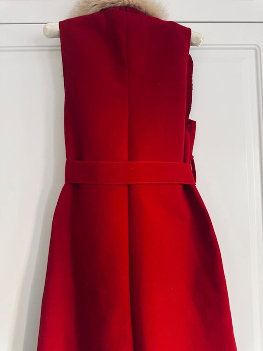 Vesta lunga stil palton cu guler de blana , stil Massimo Dutti , S / M