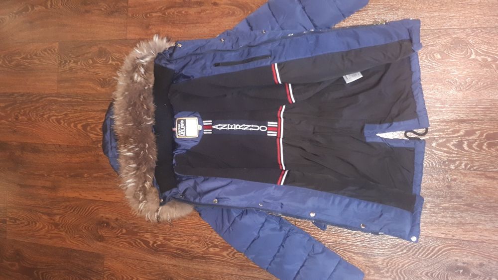 Зимняя куртка на мальчика.