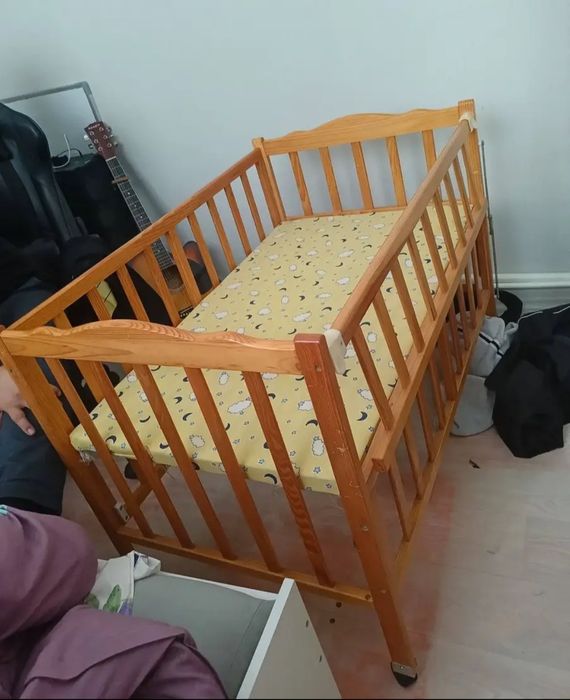 Продам кровату детскую