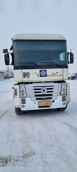 Продам тягач Рено 420