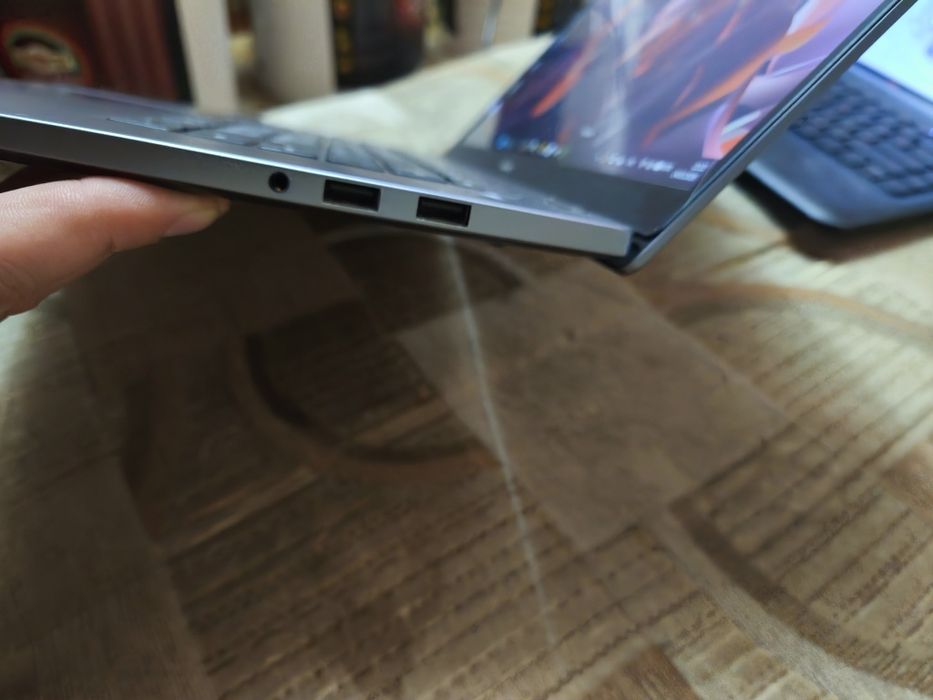 Ноутбук Huawei .