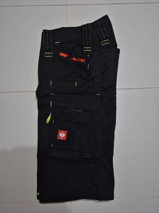 Engelbet Strauss  Motion pantaloni scurți