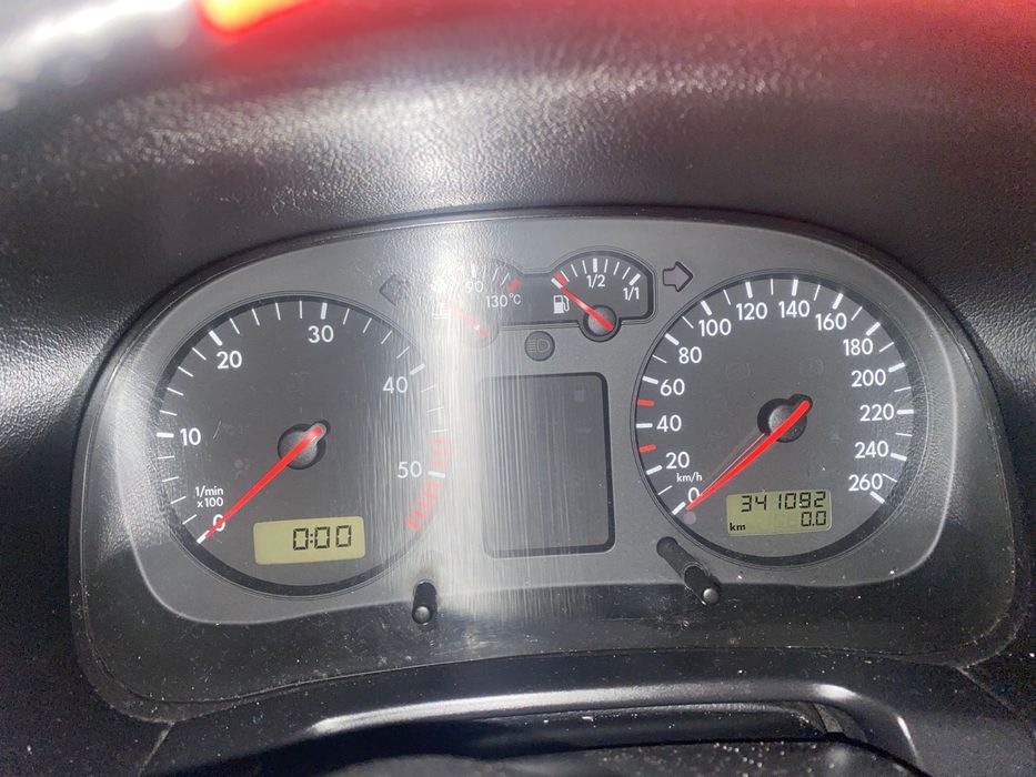 Vând Volkswagen Bora 1.9 TDI, 2000, stare bună, negociabil