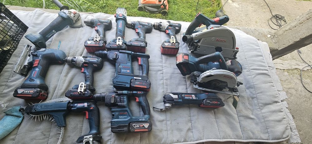 De vânzare scule milwaukee makita BOsch  prețul difera de produs trimit în tara cu verificare colet
