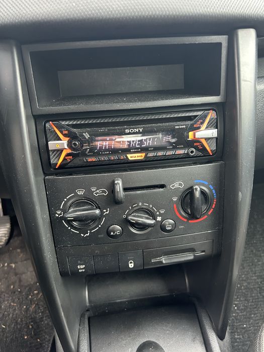 На части Peugeot 207 1.4 16v 95 кс 2009г