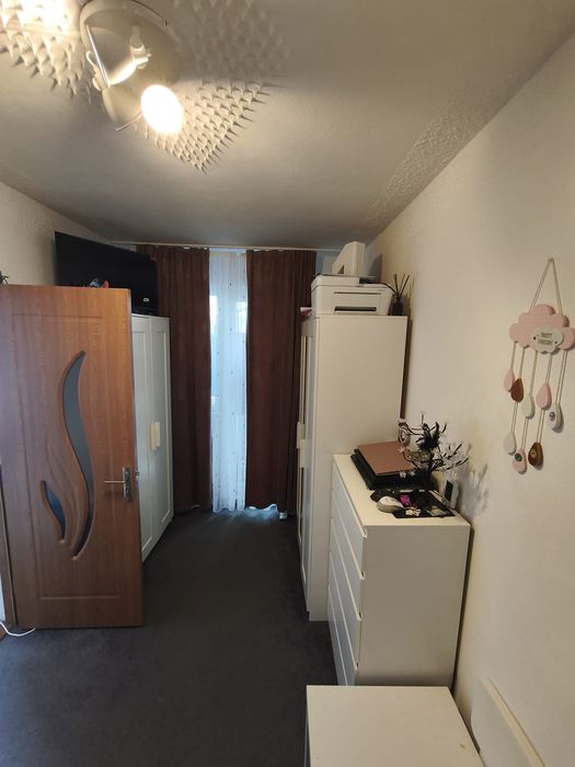 Apartament cu 2 camere semidecomandat