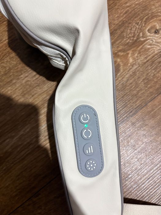 Електрически масажор за врат, гръб и рамене