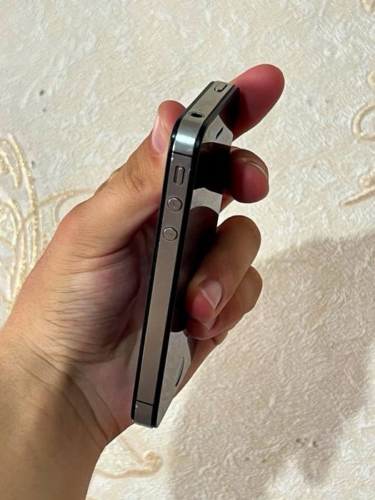 Iphone 4 va 5 lar tez sotiladi