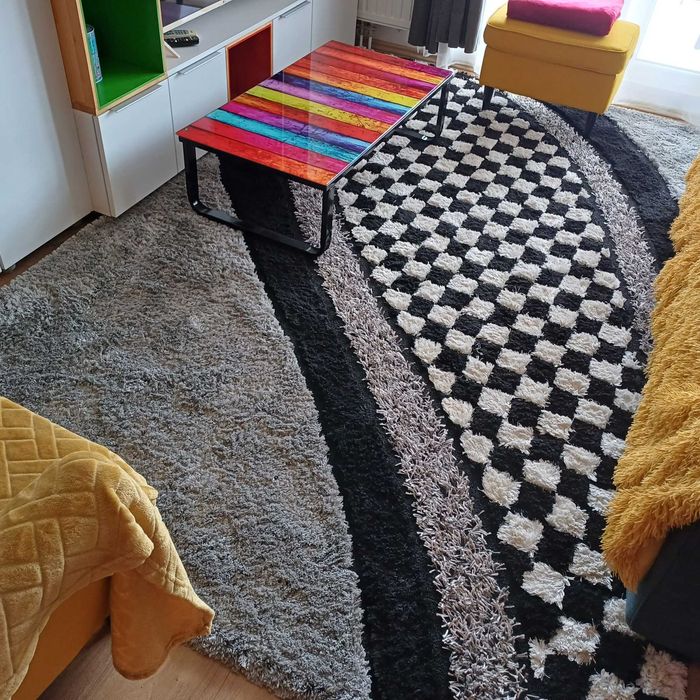 Vând Covor 2/3m stare foarte bună