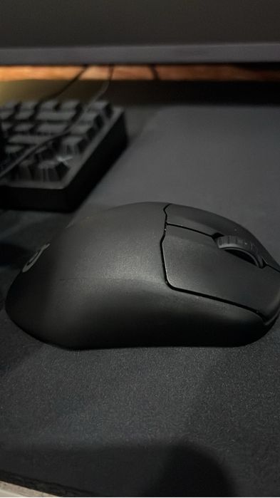 Беспрооводные киберспортивные мыши