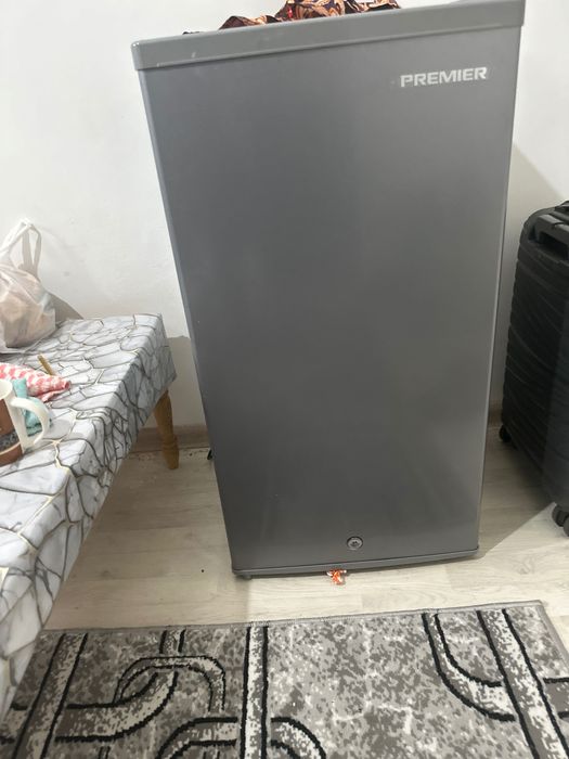 Продам мини холодильник