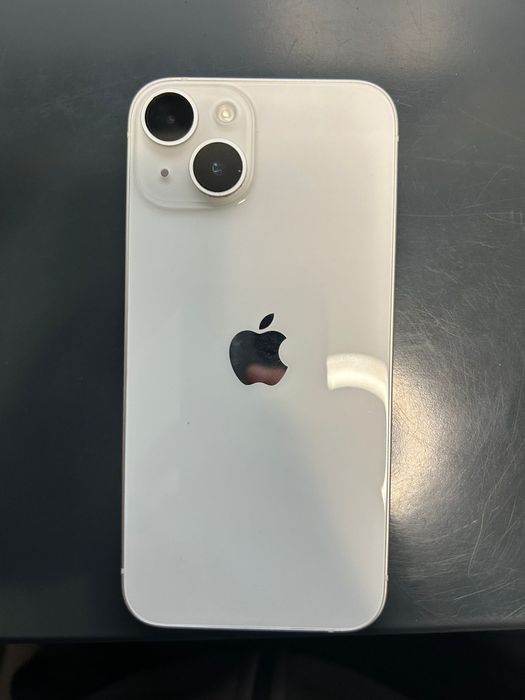 Vand iphone 14 ,256 gb