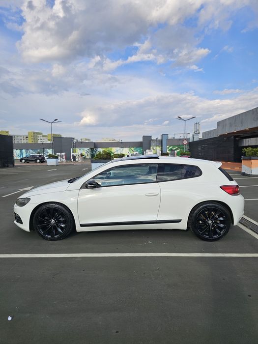 Volkswagen Scirocco 2.0 TDI | Panoramic | Distribuția schimbata