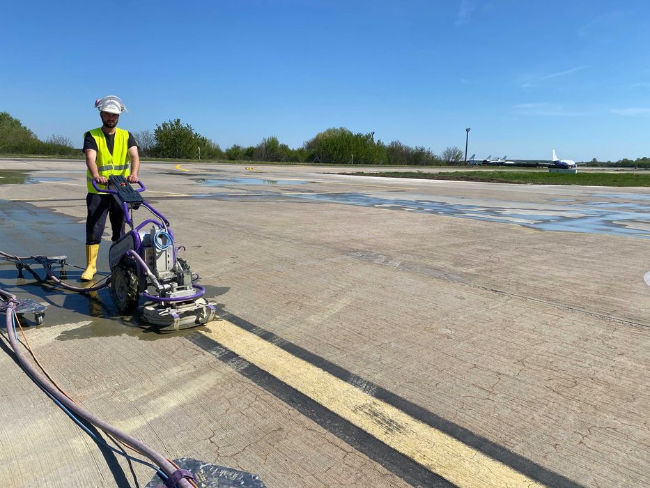 Stergere marcaje, hidrosablare, hidrodemolare, buciardare