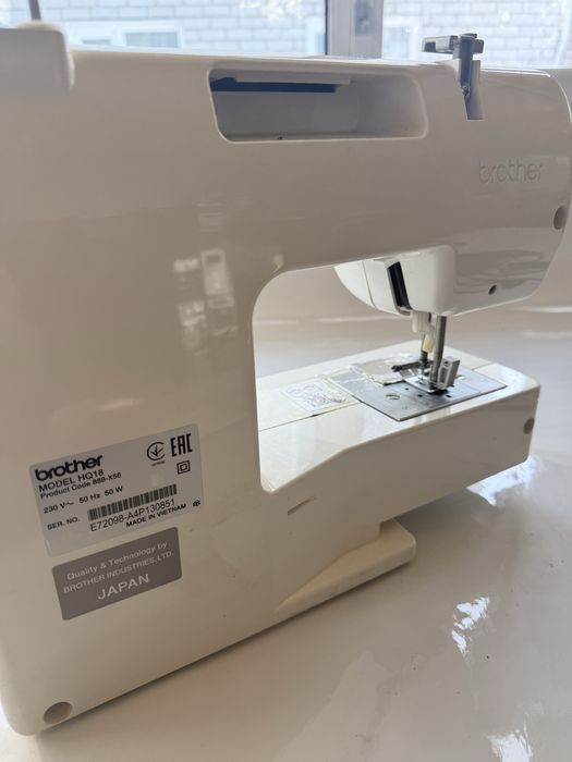 Швейная машина Brother