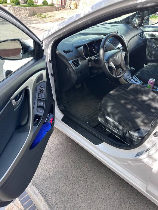 Hyundai Elantra GLS