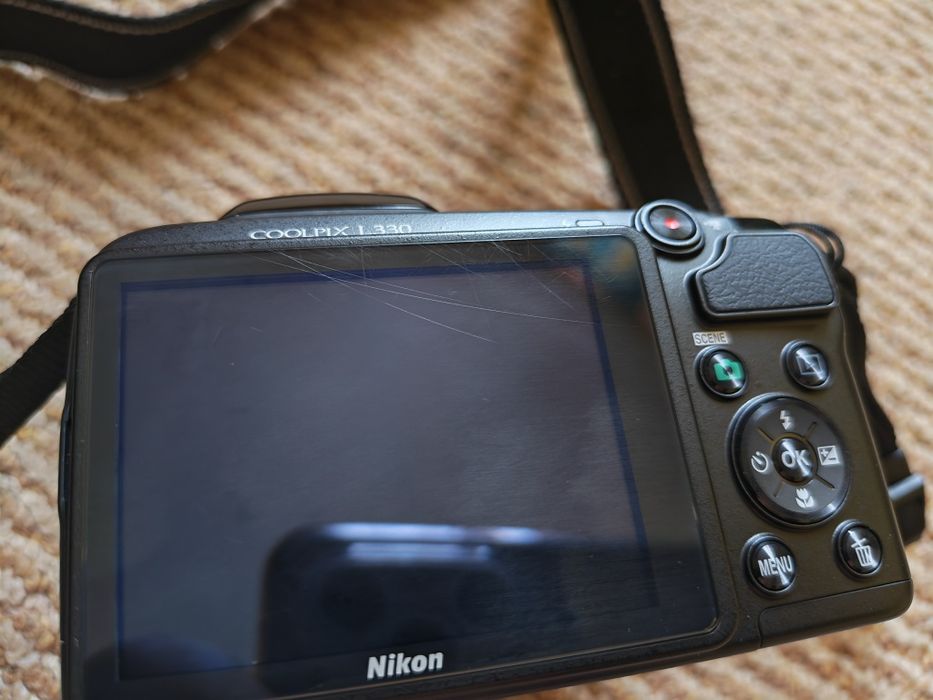 4 camera Nikon L840 L330, Kodak Az422 si Az425