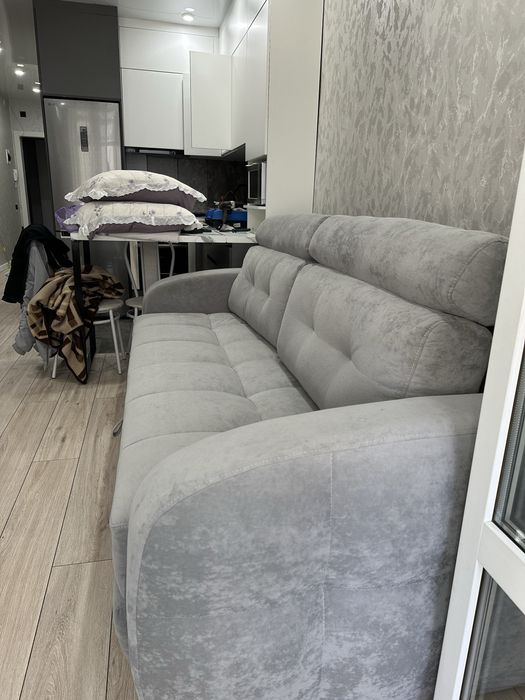 Продам диван состояние идельное 230см