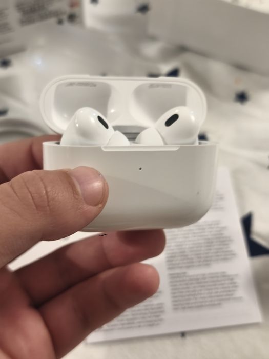Airpods pro 3 noi