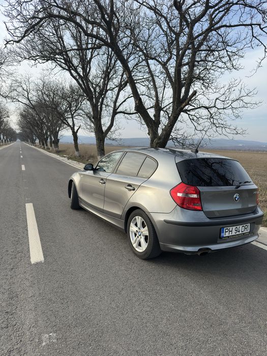 Vând bmw seria 1 e87