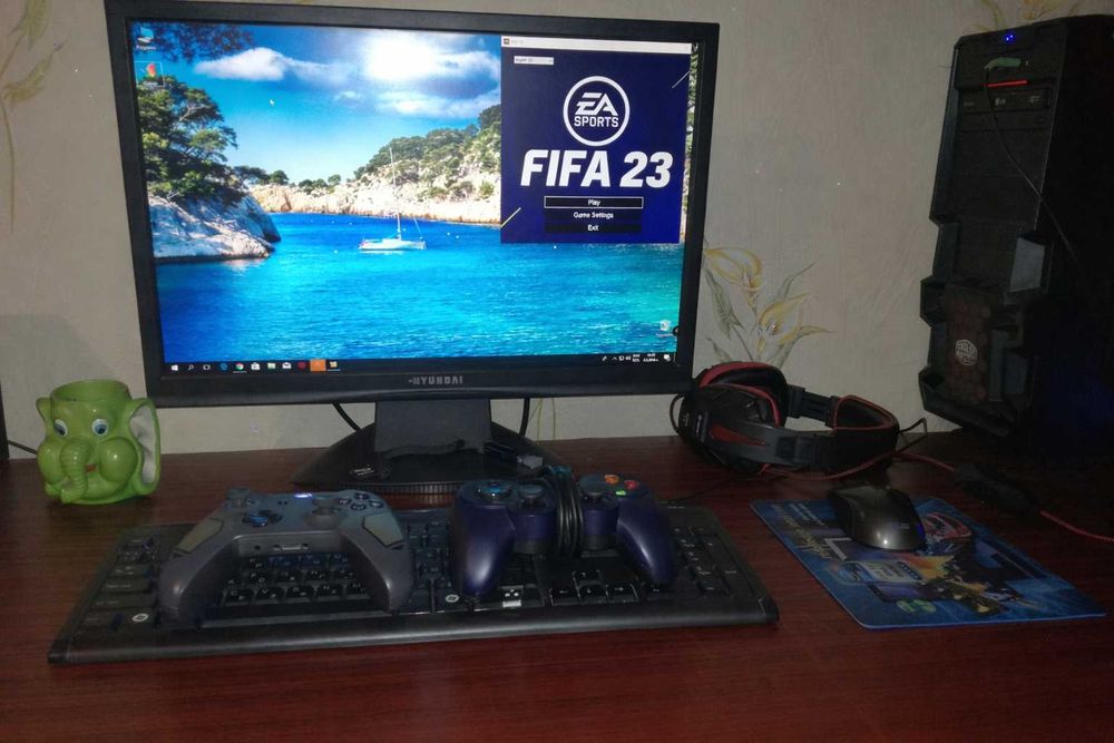 Монитор Hyundai X224W – 22", Full HD