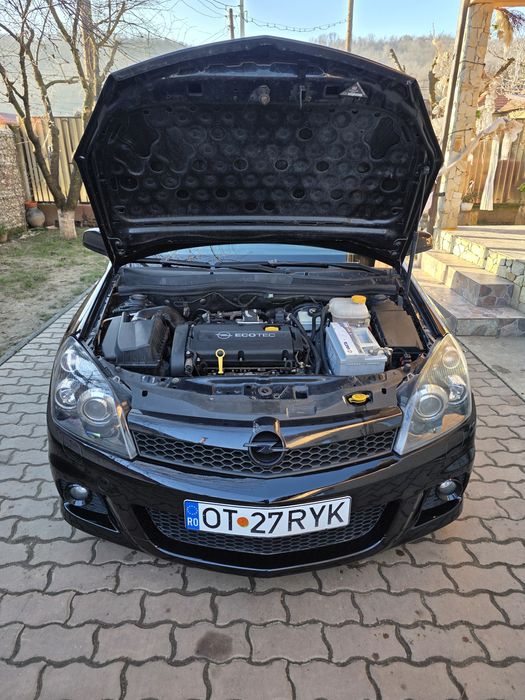 Opel astra gtc 1.8 pachet opc line