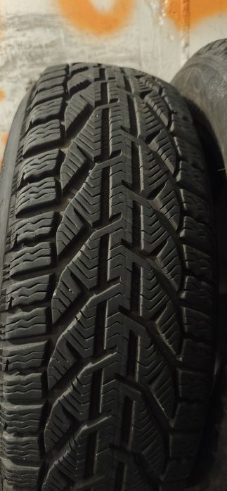 Anvelope iarna 185 65 r15
