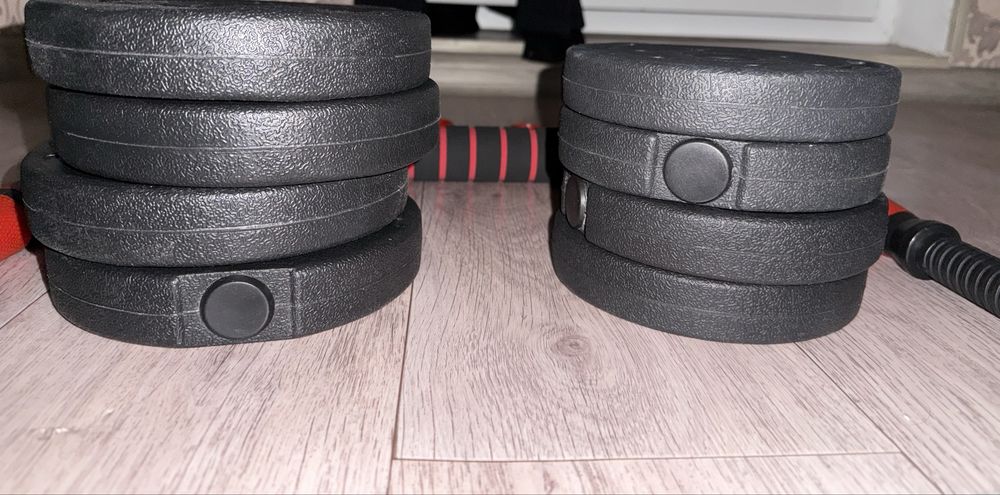 Продаеться гантели 10кг 5000 тенге