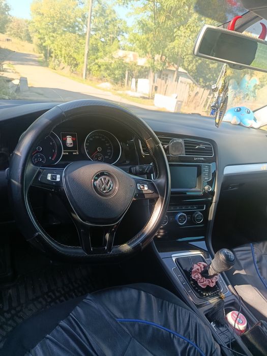 Golf 7 de vânzare sau schimb cu duster