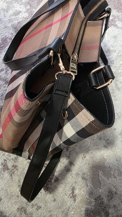 Geanta damă Burberry