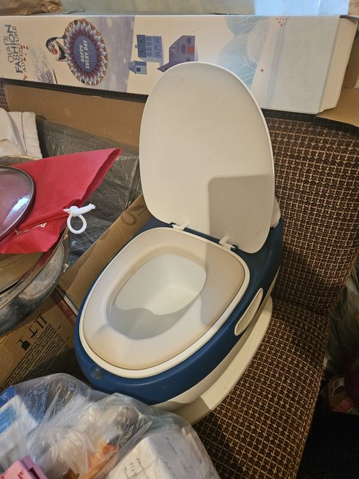 Продам горшок 2000
