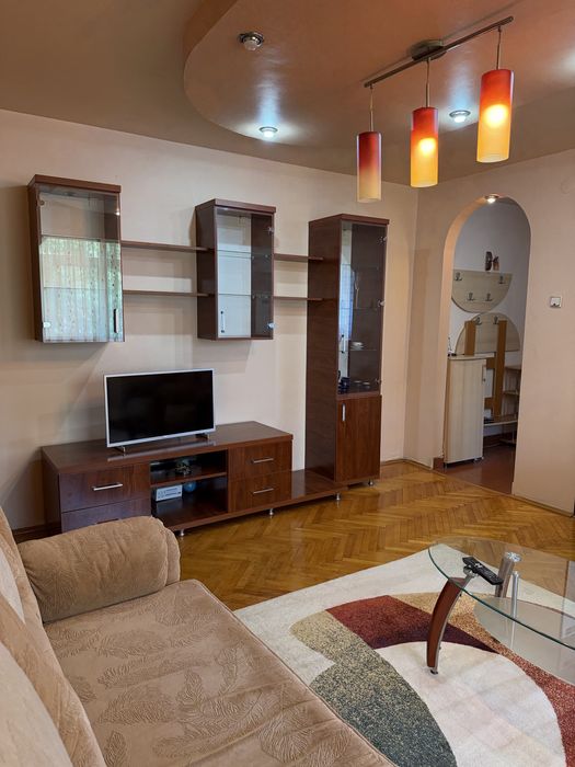Apartament cu 3 camere, aproape de centru – loc de parcare inclus
