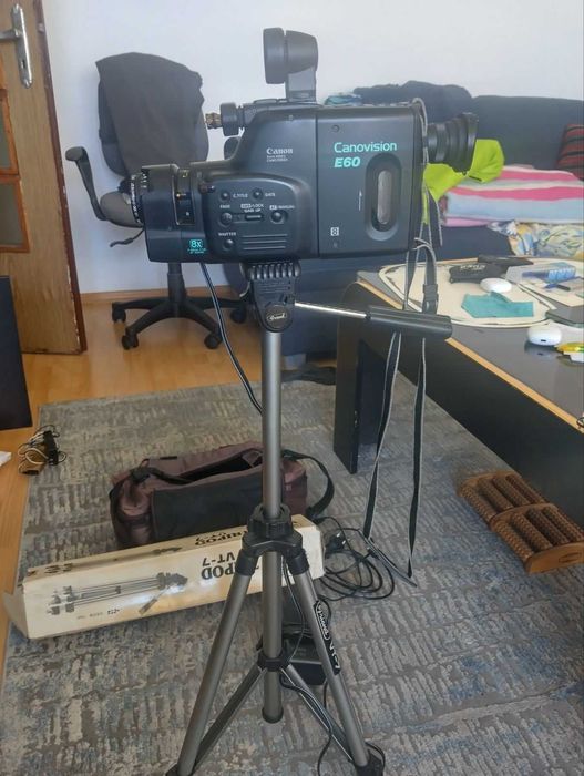 Видео камера 1994г.