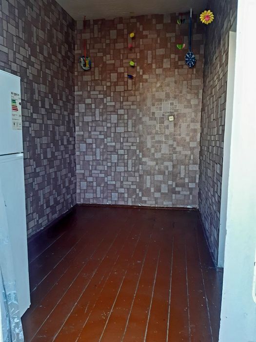 HOVLI sotiladi srochno