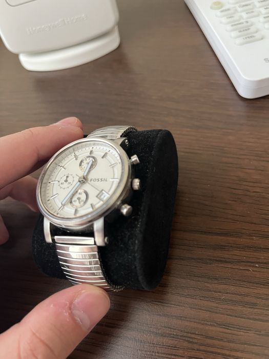 Vand ceas Fossil es 2202 DE CE NU SE DAA?